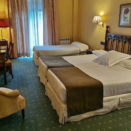 Ele Puente De Szálloda 4*