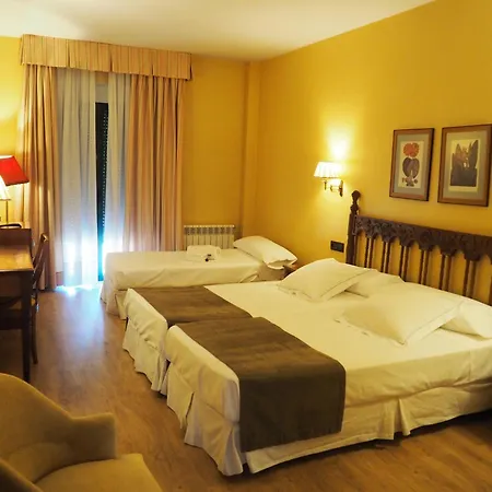 Ele Puente De Szálloda 4*