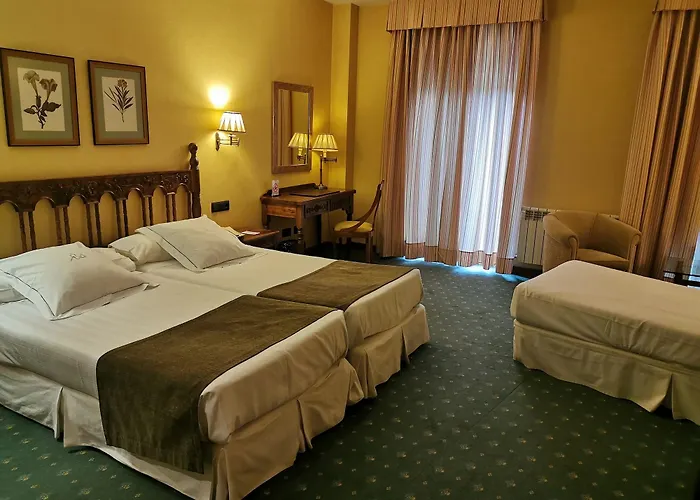 Szálloda Ele Puente De 4*